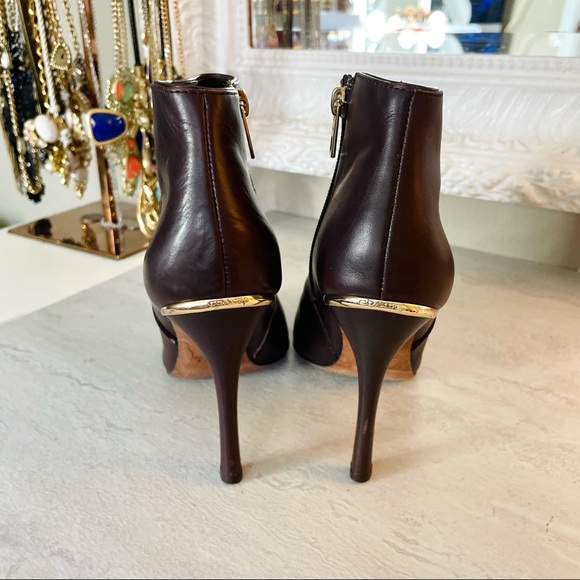 Coach Nila chestnut booties - Picture 8 of 14